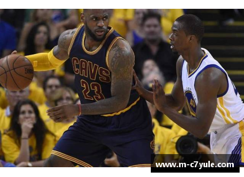NBA霸主对决：詹姆斯终极对决再现，球场震撼巅峰