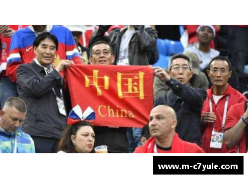 球迷深情一瞥，掀起球员内心涟漪